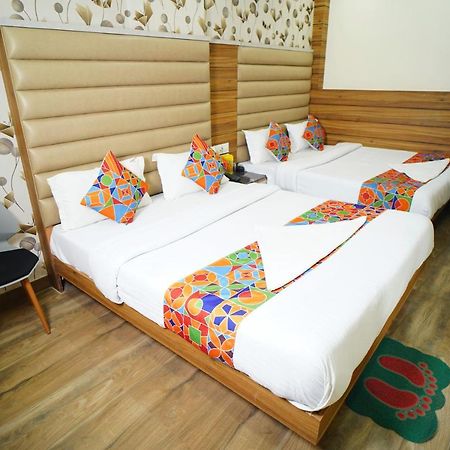 Hotel Delhi Darshan Deluxe-By Rsl Hospitality ニューデリー エクステリア 写真