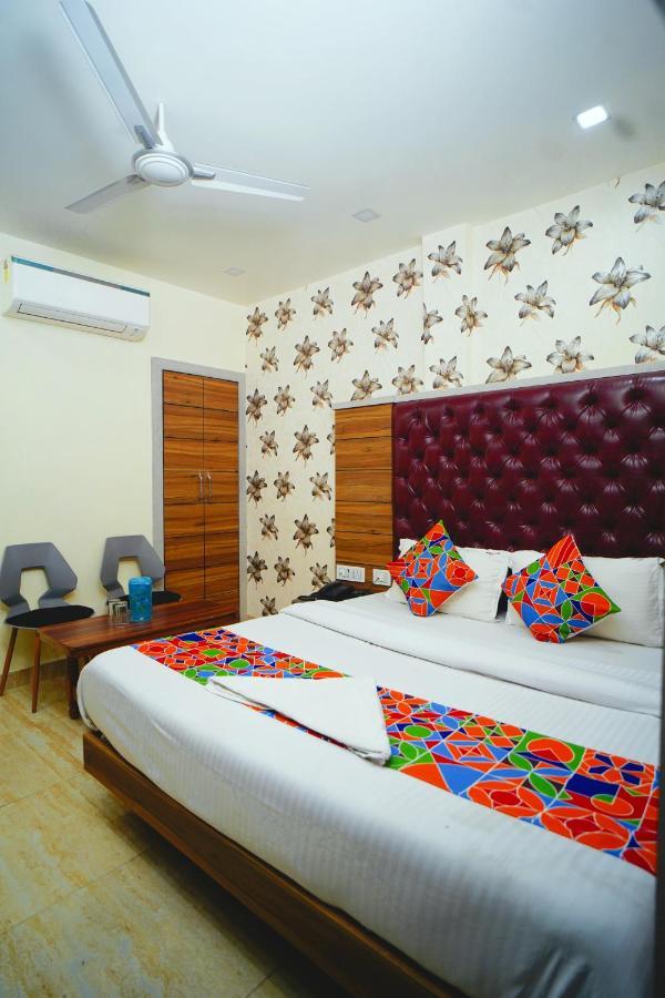 Hotel Delhi Darshan Deluxe-By Rsl Hospitality ニューデリー エクステリア 写真